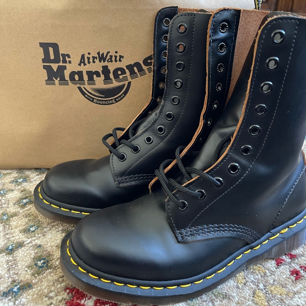 Dr. Marten 1460 Mid-Calf Boots